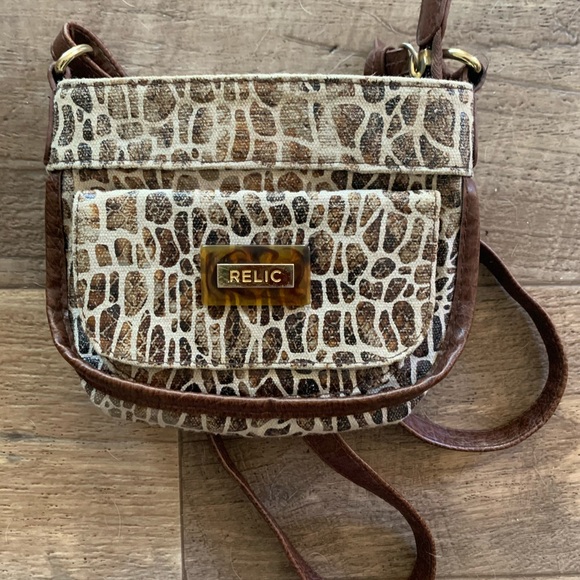 relic purses canada